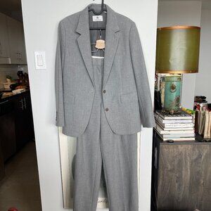 Aritzia Babaton Suit Producer Blazer - (Re)ssential + Cargo Trouser Grey $225